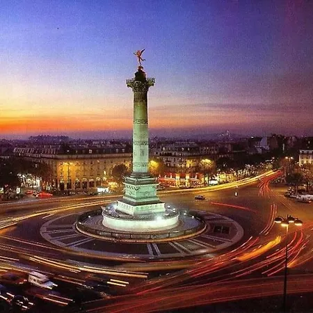 Amazing Flat Marais , Grands Boulevard , Republique Apartment *